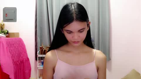 Snapshot of sexyzendaya_69 chatting on 05-01-26, 01:21 Zendaya online show from 05-01-26, 01:21