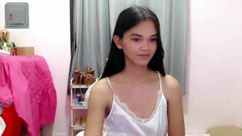 Snapshot of sexyzendaya_69 chatting on 06-14-26, 02:57 Zendaya online show from 06-14-26, 02:57
