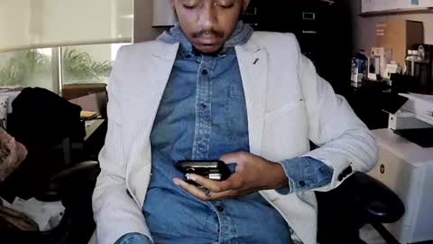 Snapshot of shabuda_hill22 chatting on 06-19-26, 06:29 Shabuda Hill online show from 06-19-26, 06:29