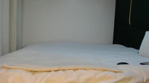 Snapshot of shadow_sweet chatting on 05-20-26, 12:06 Shadow online show from 05-20-26, 12:06