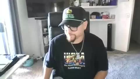 Snapshot of shadowghost480 chatting on 04-07-26, 07:14 shadowghost480 online show from 04-07-26, 07:14