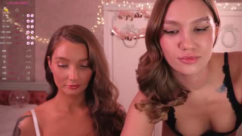 Sindy and Nancy  Next stream 1 December  online show from 12-18-24, 05:31