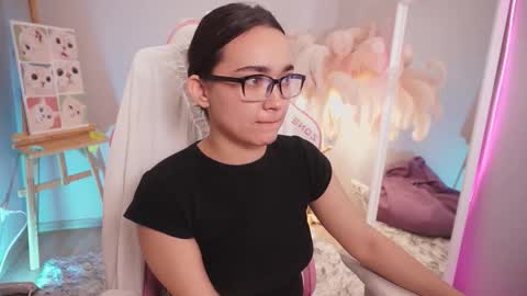 Lily  online show from 10-30-25, 06:48