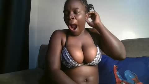 Snapshot of shadowsweet34 chatting on 03-10-26, 02:16 val online show from 03-10-26, 02:16