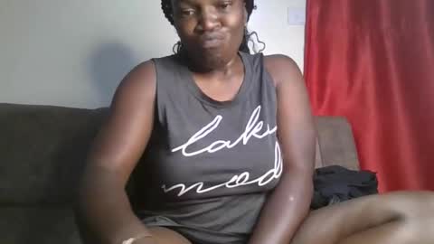 Snapshot of shadowsweet34 chatting on 04-04-26, 02:25 val online show from 04-04-26, 02:25