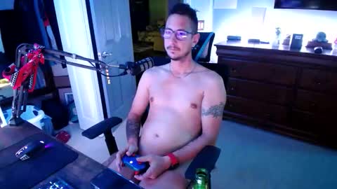 Snapshot of shaftyone4u chatting on 12-19-25, 11:56 shaftyone4u online show from 12-19-25, 11:56