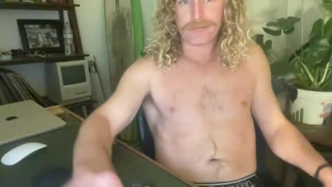 Snapshot of shaggy_sd chatting on 12-11-24, 08:04 shaggy_sd online show from 12-11-24, 08:04