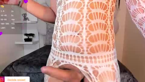 Snapshot of shairytovar chatting on 06-16-26, 06:38 shairytovar online show from 06-16-26, 06:38