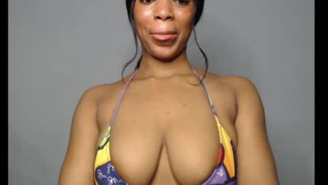 Snapshot of shallie_x chatting on 05-24-26, 11:26 ESTHER online show from 05-24-26, 11:26