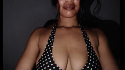 Snapshot of shallie_x chatting on 05-31-26, 06:09 ESTHER online show from 05-31-26, 06:09