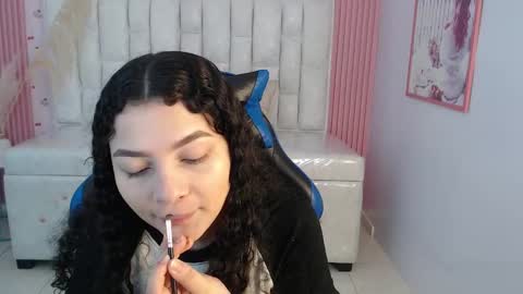 Shalon  online show from 11-05-25, 01:55