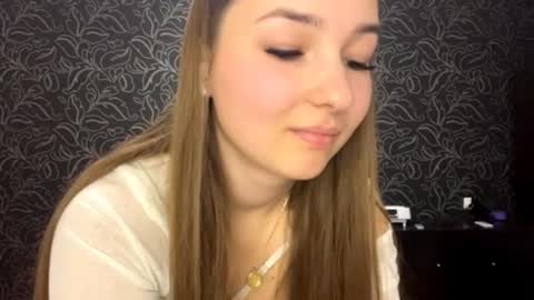 Iris online show from 11-25-25, 08:20