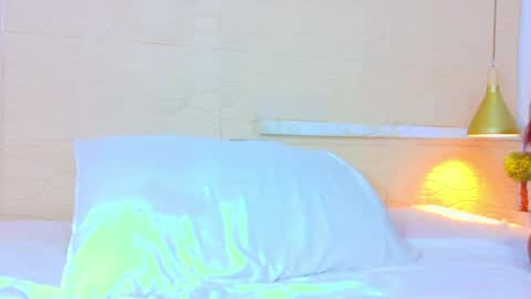 Catalina online show from 04-18-26, 07:58