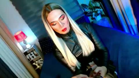 MISS SHANE online show from 10-09-25, 06:39