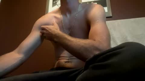 Snapshot of shaneconn1509 chatting on 07-10-26, 04:53 ShaneConn online show from 07-10-26, 04:53
