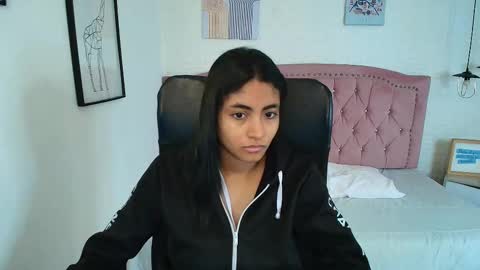 shanelle online show from 12-16-25, 03:11