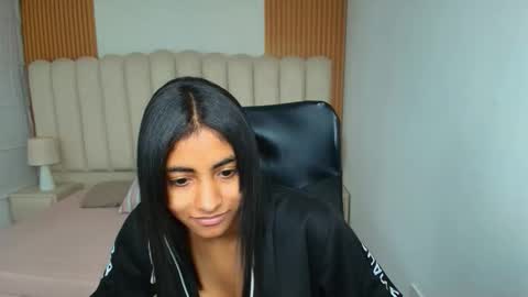 shanelle online show from 02-10-26, 03:10