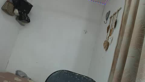 bini aiah online show from 04-11-26, 02:05