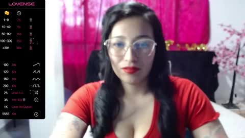 Snapshot of shanel_passion chatting on 02-22-25, 09:15 Shanel online show from 02-22-25, 09:15
