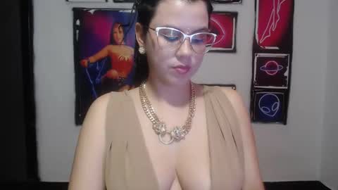 Shanell Moore online show from 12-21-24, 06:44