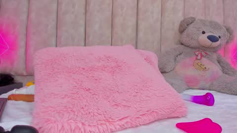 Shanel online show from 12-01-24, 04:29