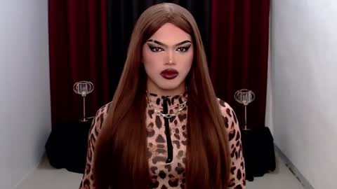 Snapshot of shanex01 chatting on 01-13-25, 01:45 Shane X online show from 01-13-25, 01:45