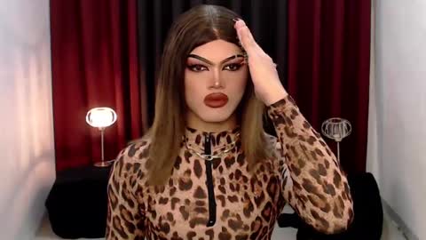 Snapshot of shanex01 chatting on 02-13-25, 11:50 Shane X online show from 02-13-25, 11:50