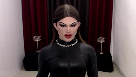 Snapshot of shanex01 chatting on 03-06-25, 08:08 Shane X online show from 03-06-25, 08:08