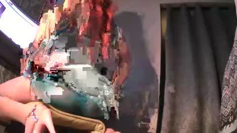 Snapshot of shania_bang chatting on 02-22-26, 06:24 shania_bang online show from 02-22-26, 06:24