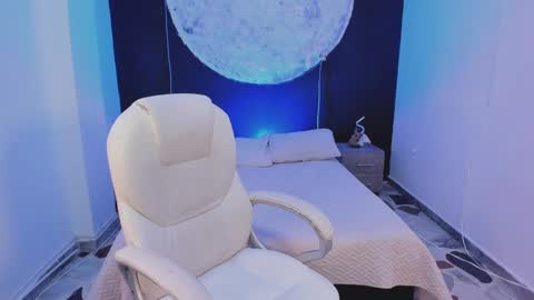 ShaniaDaniels online show from 09-18-25, 09:06