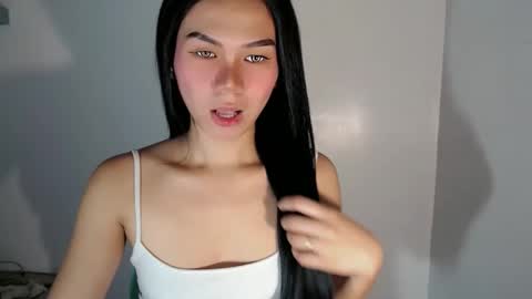 Snapshot of shanica_lee972385 chatting on 04-22-26, 03:31 shanica_lee972385 online show from 04-22-26, 03:31