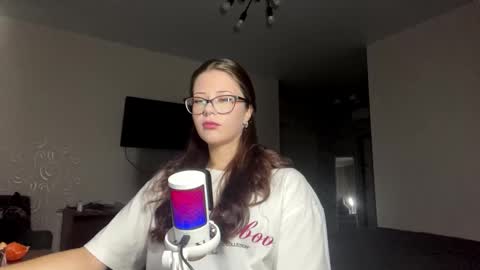 Lissa online show from 10-23-25, 12:37