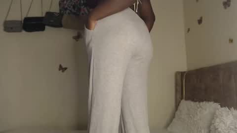 shannky  online show from 02-10-26, 02:04