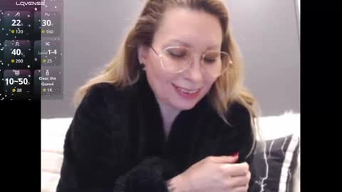 Shannon07 online show from 12-14-25, 10:03