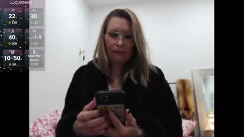 Shannon07 online show from 03-19-26, 03:10