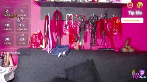 Snapshot of shannon_queen_ chatting on 07-06-26, 04:31 Shannon online show from 07-06-26, 04:31