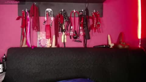 Snapshot of shannon_queen_ chatting on 07-26-26, 02:31 Shannon online show from 07-26-26, 02:31