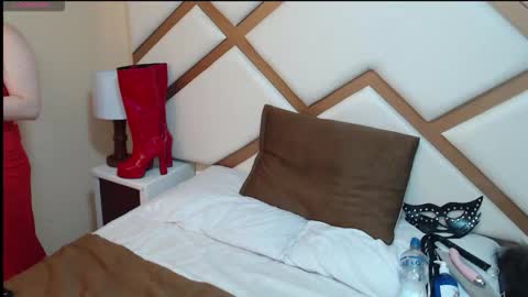 Snapshot of shantal_collinss chatting on 12-01-25, 02:00 shantal_collinss online show from 12-01-25, 02:00