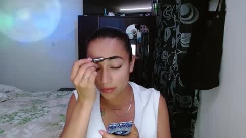 shantal_d01 online show from 09-25-25, 04:16