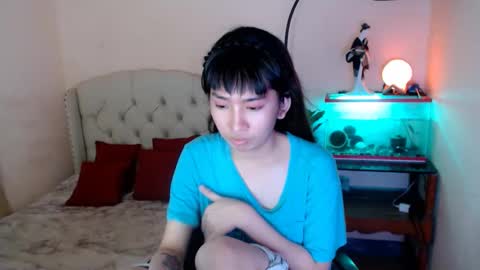 SHANTA FOX  s online show from 03-06-25, 05:24