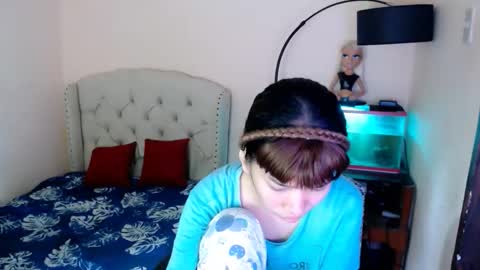 SHANTA FOX  s online show from 02-19-26, 02:40