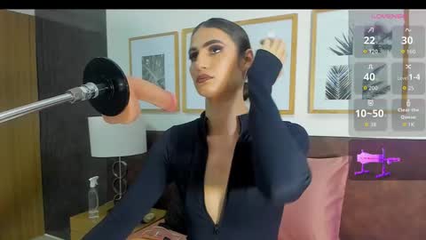  Shantall  online show from 10-13-25, 03:50