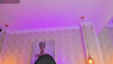 Snapshot of shantalll__ chatting on 12-17-24, 11:17 Shantal online show from 12-17-24, 11:17