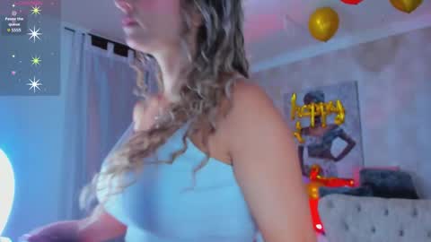 Snapshot of shantalll__ chatting on 09-09-25, 11:10 Shantal online show from 09-09-25, 11:10