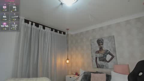 Snapshot of shantalll__ chatting on 09-13-25, 10:48 Shantal online show from 09-13-25, 10:48