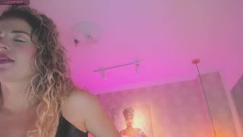 Snapshot of shantalll__ chatting on 06-13-26, 11:08 Shantal online show from 06-13-26, 11:08