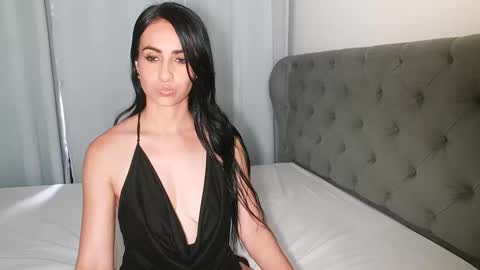 Snapshot of shantalxxx67 chatting on 03-03-25, 08:32 shantal online show from 03-03-25, 08:32