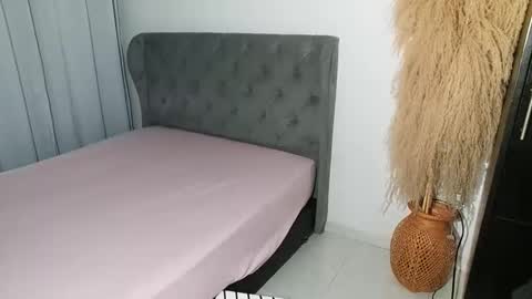 Snapshot of shantalxxx67 chatting on 09-14-25, 11:48 shantal online show from 09-14-25, 11:48