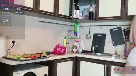 Snapshot of shantimoon chatting on 07-15-26, 06:24 Natalya online show from 07-15-26, 06:24