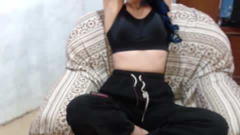 Snapshot of shanyflores5 chatting on 02-18-26, 11:55 shanyflores5 online show from 02-18-26, 11:55